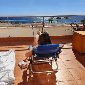 https://apartamento-marina-del-faro.es-andalucia.com